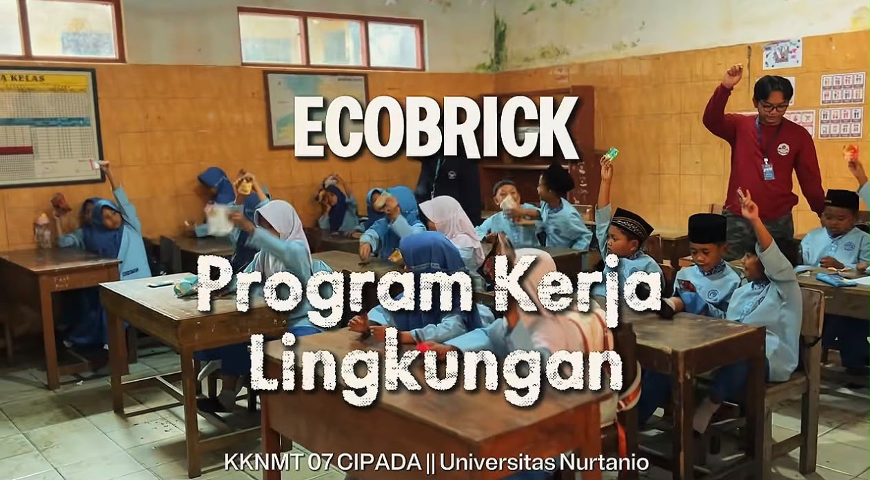 ECOBRICK: Program Kerja Lingkungan KKNMT 07 Cipada Universitas Nurtanio Bandung